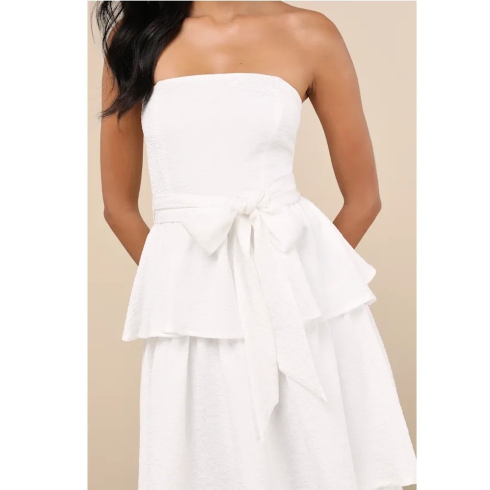 Lulus Truly Marvelous White Jacquard Strapless Tiered Midi Dress Size M NWT - Picture 3 of 9